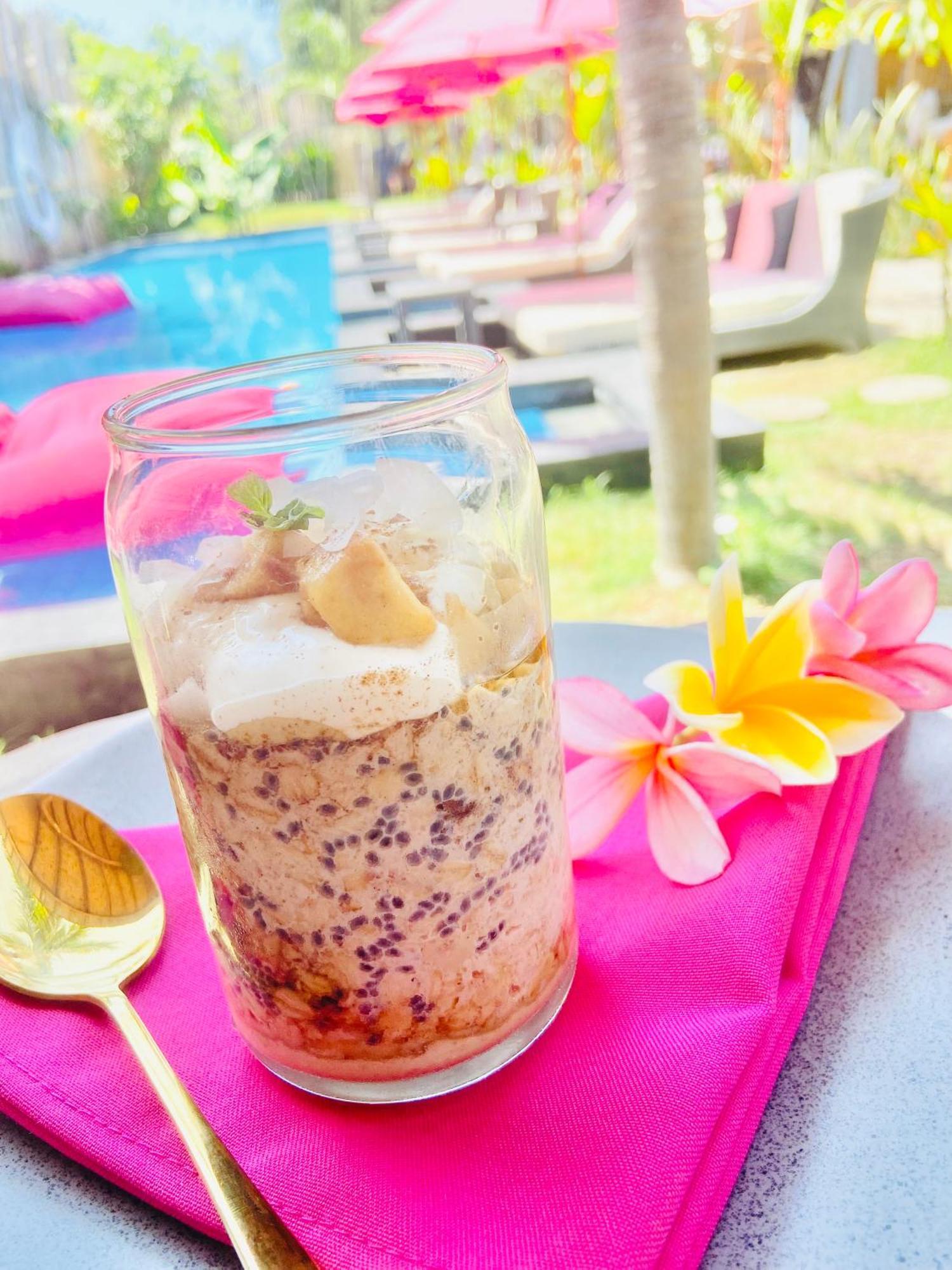 Pink Flamingo Hotel Gili Air Bagian luar foto