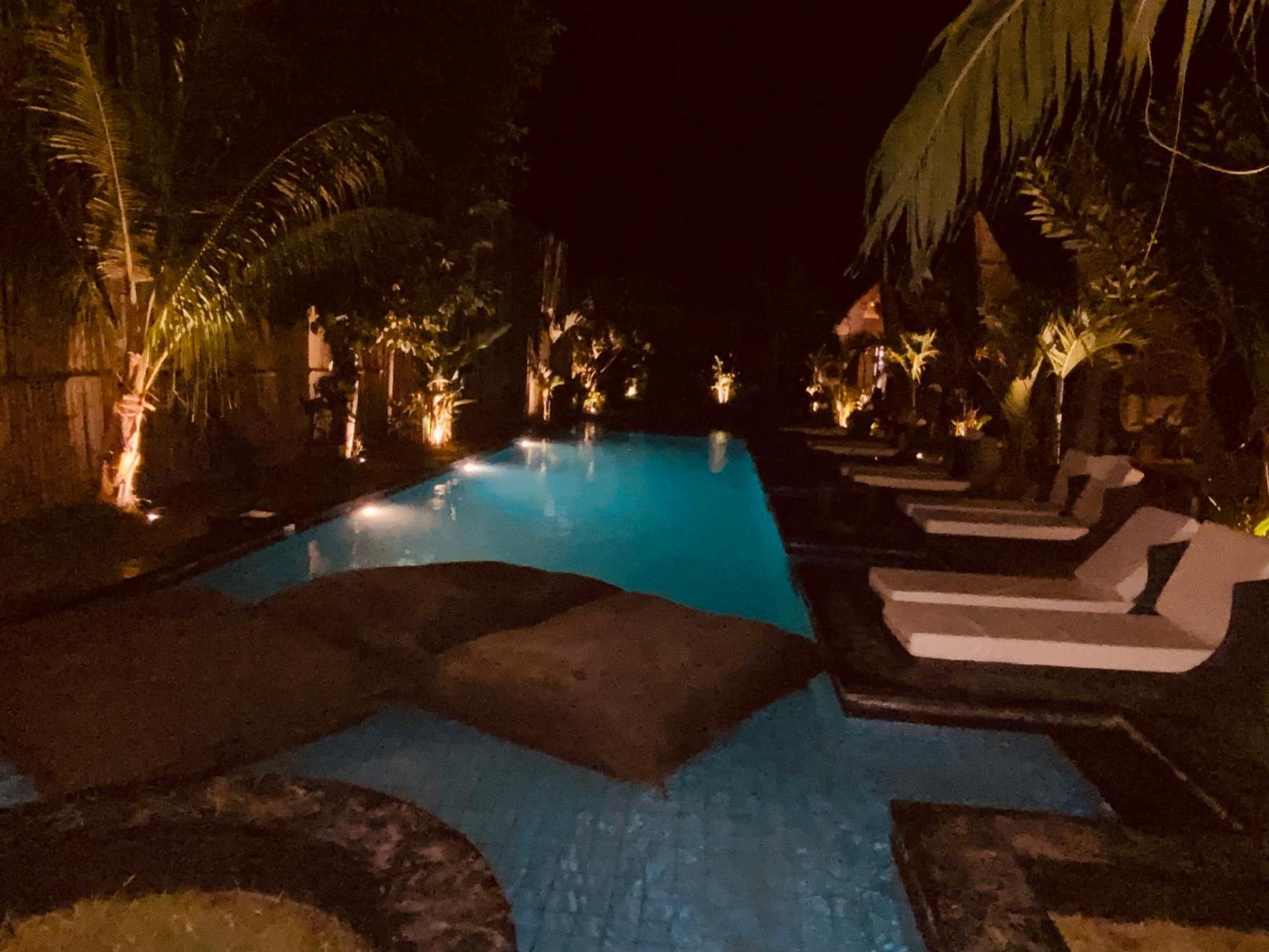 Pink Flamingo Hotel Gili Air Bagian luar foto