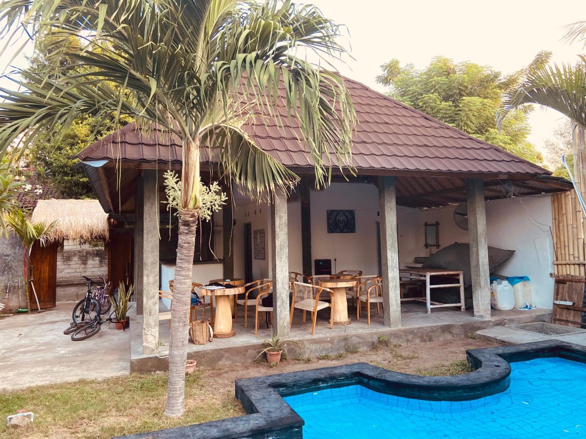 Pink Flamingo Hotel Gili Air Bagian luar foto